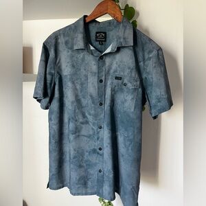 Billabong Men's Casual Gray Button Down Shirt